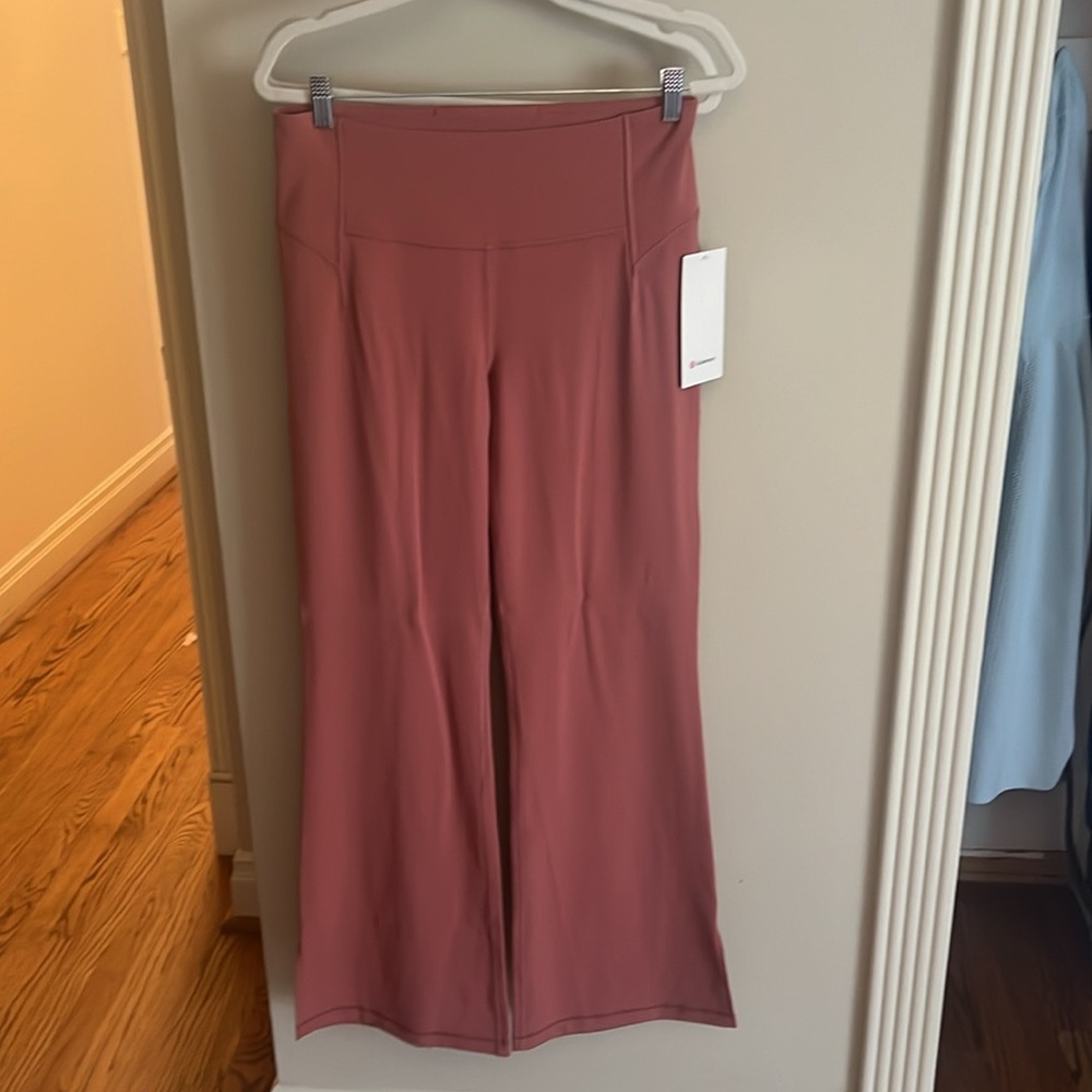 Lululemon Groove SHR Split Hem Flare Nulu Pants GUC